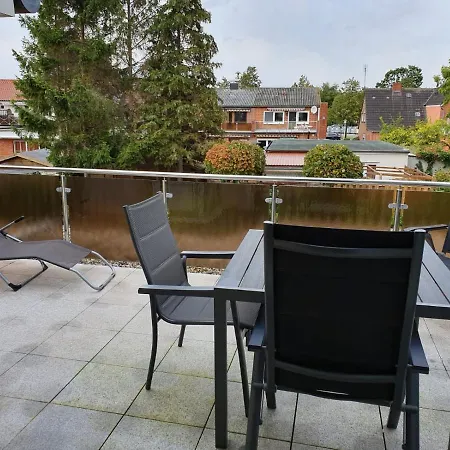 Haus Am Groemitzer Deich Apartment Exterior photo